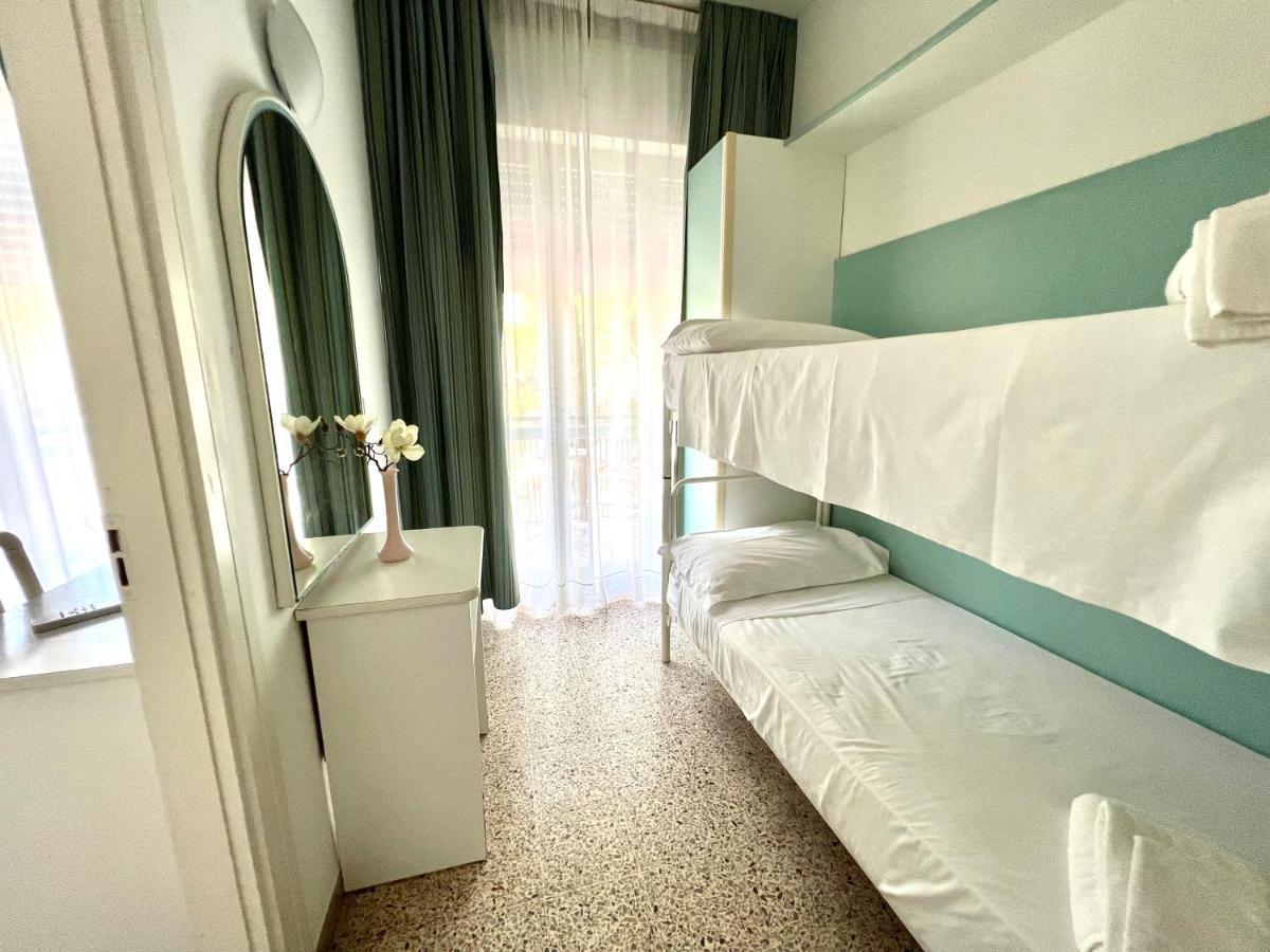 Alta Marea Milano Marittima Exterior foto